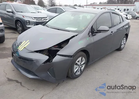 2018 Toyota Prius Two Eco z USA, uszkodzony, nr VIN JTDKARFU6J3554468
